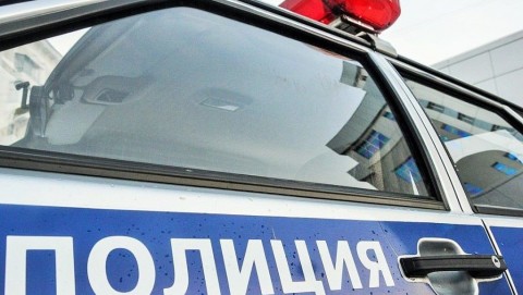 В Труновском округе полицейские устанавливают личность мошенника, обманувшего местного жителя на 3,5 миллиона рублей