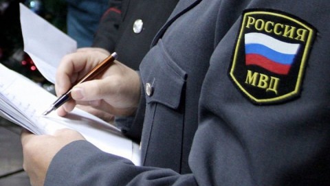 В Труновском районе сотрудники полиции установили подозреваемого в краже денежных средств